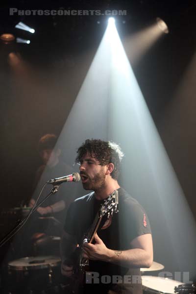 FOALS - 2012-12-13 - PARIS - La Maroquinerie - Yannis Philippakis - Edwin Congreave